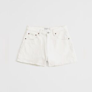 NWT Abercrombie Curve Love High Rise 90s Relaxed Cutoff Short Size 29/8 Cream